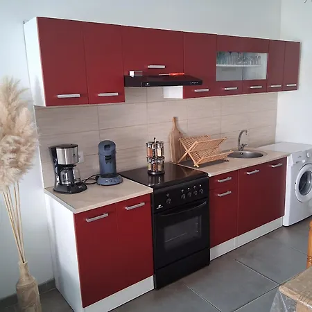 A La Campagne! Entierement Independant Apartment